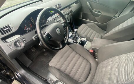 Volkswagen Passat B6, 2007 год, 870 000 рублей, 17 фотография