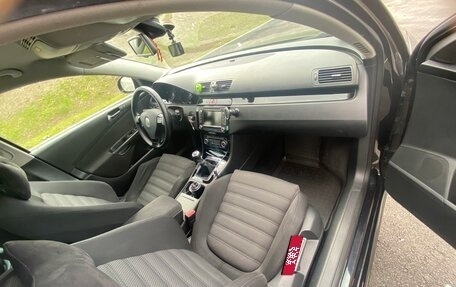 Volkswagen Passat B6, 2007 год, 870 000 рублей, 21 фотография