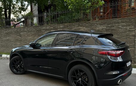 Alfa Romeo Stelvio, 2020 год, 3 500 000 рублей, 10 фотография