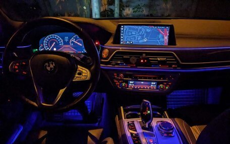 BMW 7 серия, 2019 год, 3 590 000 рублей, 17 фотография