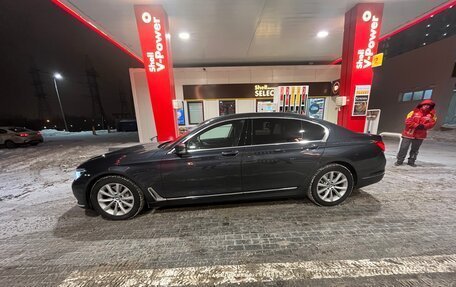 BMW 7 серия, 2019 год, 3 590 000 рублей, 25 фотография