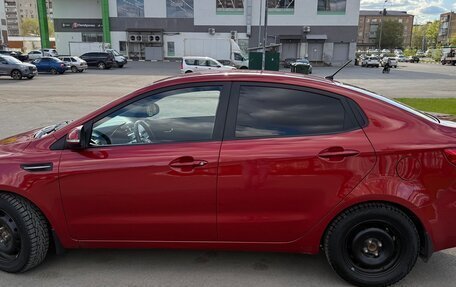 KIA Rio III рестайлинг, 2013 год, 880 000 рублей, 6 фотография