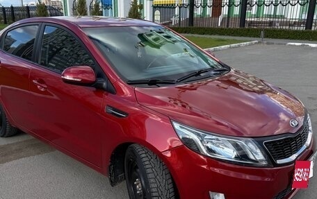 KIA Rio III рестайлинг, 2013 год, 880 000 рублей, 4 фотография