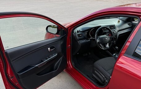 KIA Rio III рестайлинг, 2013 год, 880 000 рублей, 13 фотография