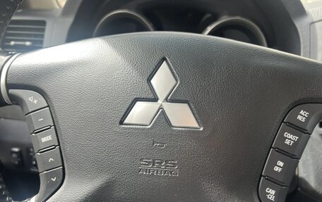 Mitsubishi Pajero IV, 2011 год, 2 080 000 рублей, 11 фотография