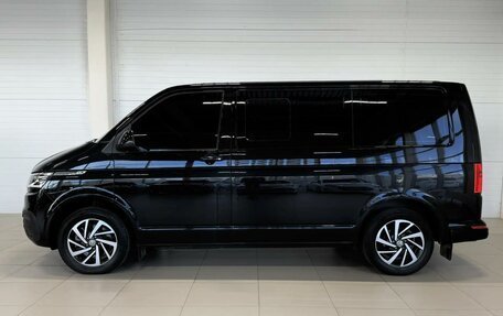 Volkswagen Caravelle T6 рестайлинг, 2020 год, 4 750 000 рублей, 7 фотография
