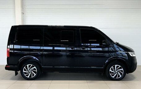 Volkswagen Caravelle T6 рестайлинг, 2020 год, 4 750 000 рублей, 5 фотография
