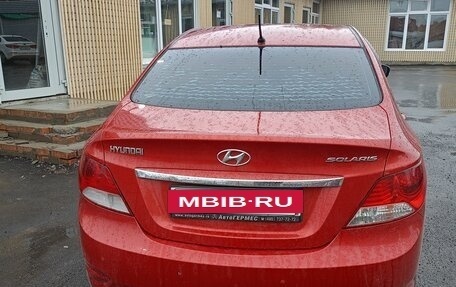Hyundai Solaris II рестайлинг, 2011 год, 680 000 рублей, 3 фотография