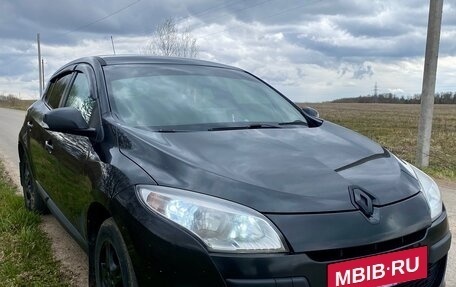 Renault Megane III, 2012 год, 600 000 рублей, 2 фотография