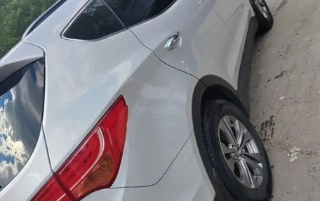 Hyundai Santa Fe III рестайлинг, 2014 год, 1 800 000 рублей, 3 фотография