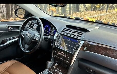 Toyota Camry, 2017 год, 2 460 000 рублей, 3 фотография