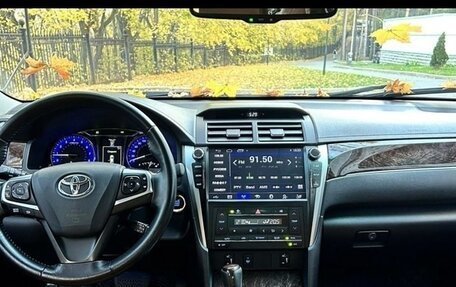 Toyota Camry, 2017 год, 2 460 000 рублей, 5 фотография