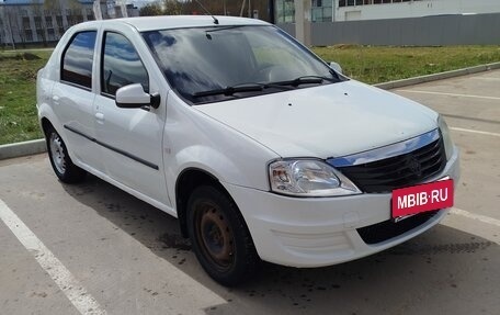 Renault Logan I, 2013 год, 250 000 рублей, 2 фотография