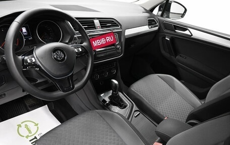 Volkswagen Tiguan II, 2017 год, 1 995 000 рублей, 8 фотография