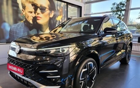 Volkswagen Tiguan, 2024 год, 4 998 000 рублей, 2 фотография