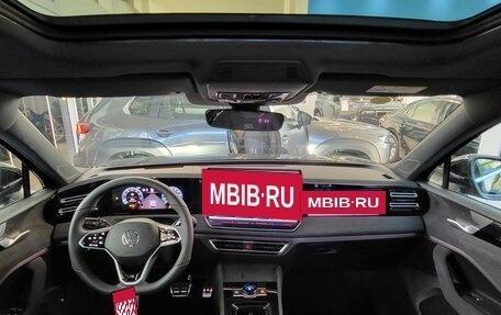 Volkswagen Tiguan, 2024 год, 4 998 000 рублей, 20 фотография