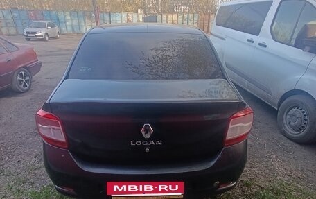 Renault Logan II, 2017 год, 470 000 рублей, 3 фотография