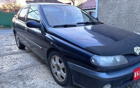 Renault Laguna II, 2000 год, 135 000 рублей, 2 фотография