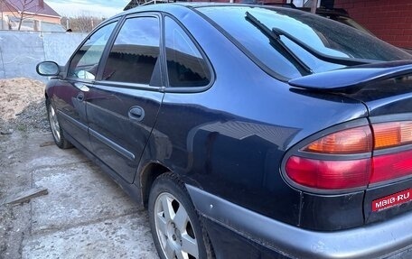 Renault Laguna II, 2000 год, 135 000 рублей, 5 фотография