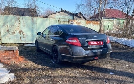 Nissan Teana, 2010 год, 850 000 рублей, 1 фотография