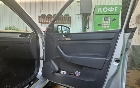 Skoda Rapid I, 2014 год, 750 000 рублей, 8 фотография