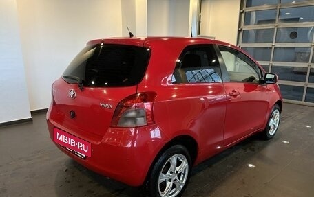 Toyota Yaris III рестайлинг, 2008 год, 595 000 рублей, 3 фотография