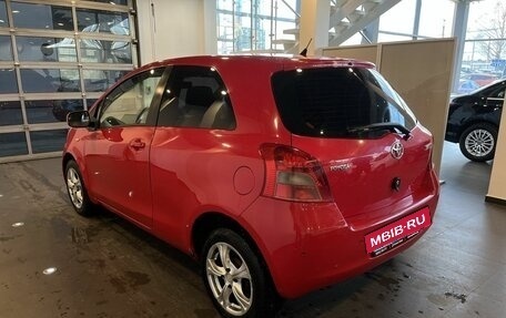 Toyota Yaris III рестайлинг, 2008 год, 595 000 рублей, 5 фотография