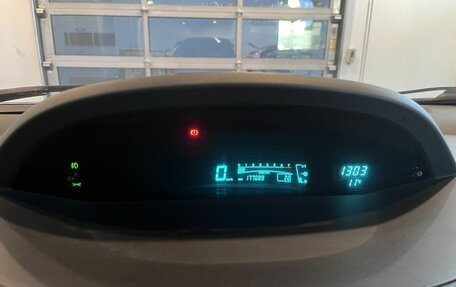 Toyota Yaris III рестайлинг, 2008 год, 595 000 рублей, 11 фотография