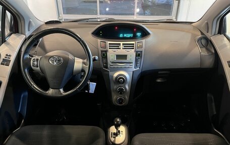 Toyota Yaris III рестайлинг, 2008 год, 595 000 рублей, 9 фотография
