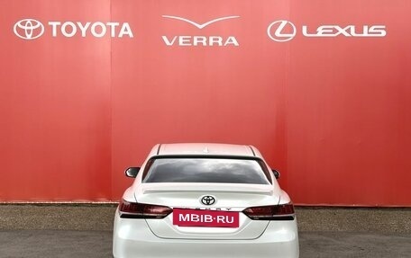Toyota Camry, 2019 год, 2 900 000 рублей, 4 фотография