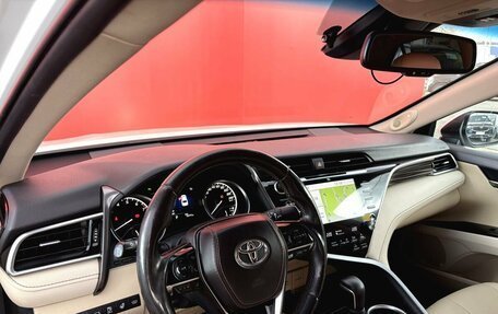 Toyota Camry, 2019 год, 2 900 000 рублей, 20 фотография