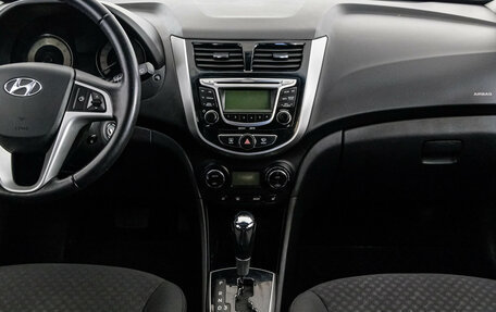 Hyundai Solaris II рестайлинг, 2012 год, 999 000 рублей, 13 фотография