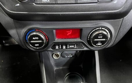 KIA Rio III рестайлинг, 2012 год, 975 000 рублей, 15 фотография
