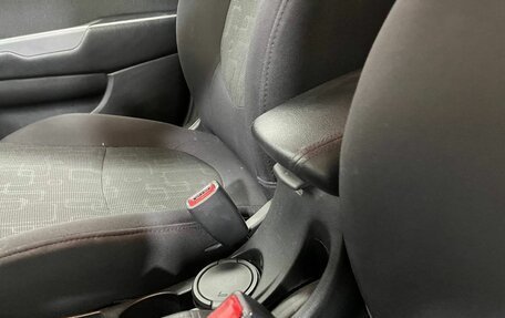 KIA Rio III рестайлинг, 2012 год, 975 000 рублей, 33 фотография