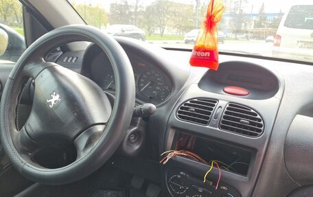 Peugeot 206, 2002 год, 120 000 рублей, 4 фотография