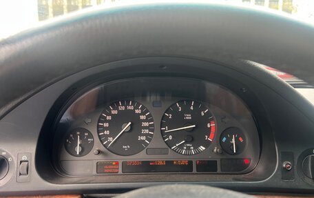 BMW 5 серия, 1998 год, 550 000 рублей, 14 фотография