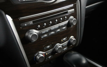 Nissan Pathfinder, 2015 год, 1 829 000 рублей, 13 фотография