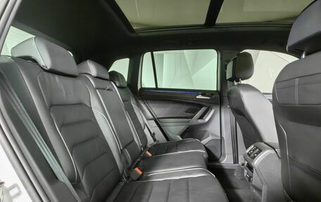Volkswagen Tiguan II, 2022 год, 3 877 000 рублей, 16 фотография