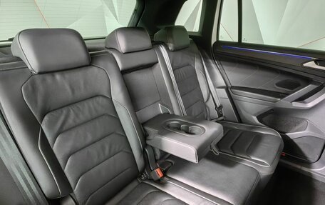 Volkswagen Tiguan II, 2022 год, 3 877 000 рублей, 17 фотография