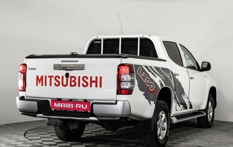 Mitsubishi L200 IV рестайлинг, 2022 год, 3 799 000 рублей, 6 фотография