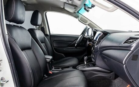 Mitsubishi L200 IV рестайлинг, 2022 год, 3 799 000 рублей, 21 фотография