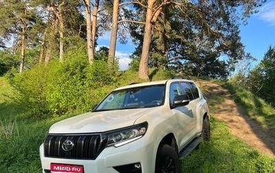 Toyota Land Cruiser Prado 150 рестайлинг 2, 2020 год, 5 700 000 рублей, 1 фотография