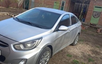 Hyundai Solaris II рестайлинг, 2012 год, 725 000 рублей, 1 фотография