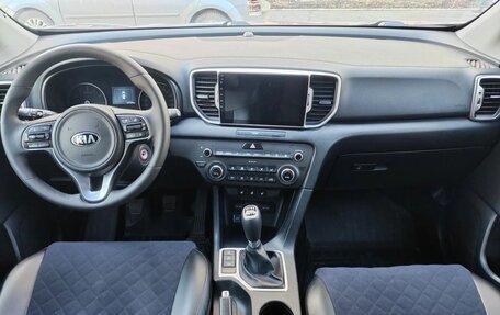 KIA Sportage IV рестайлинг, 2017 год, 1 950 000 рублей, 14 фотография