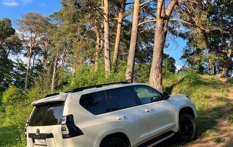 Toyota Land Cruiser Prado 150 рестайлинг 2, 2020 год, 5 700 000 рублей, 6 фотография