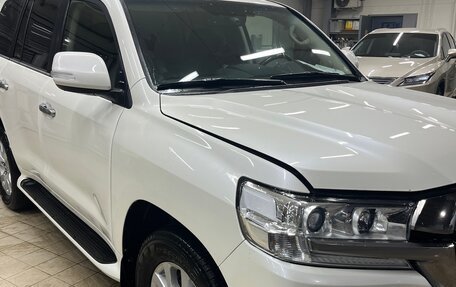 Toyota Land Cruiser 200, 2018 год, 6 000 000 рублей, 15 фотография
