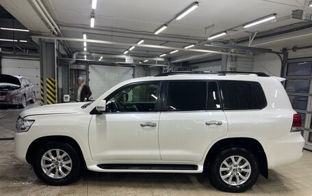 Toyota Land Cruiser 200, 2018 год, 6 000 000 рублей, 17 фотография
