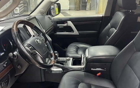 Toyota Land Cruiser 200, 2018 год, 6 000 000 рублей, 10 фотография