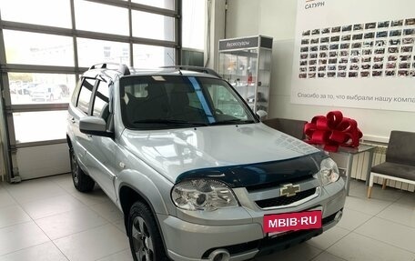 Chevrolet Niva I рестайлинг, 2013 год, 550 000 рублей, 3 фотография