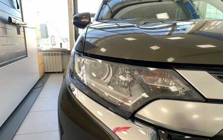 Mitsubishi Outlander III рестайлинг 3, 2019 год, 2 300 000 рублей, 5 фотография